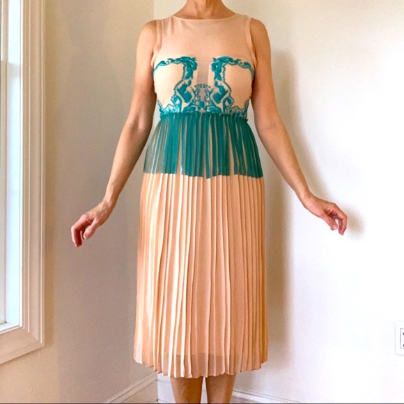 Nicole Miller Dresses & Skirts - 🆕 NICOLE MILLER ARTELIER MIDI DRESS
